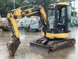 Used CAT EXCAVATOR