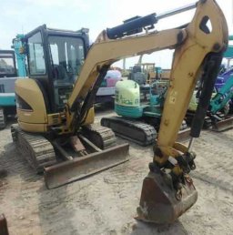Used CAT EXCAVATOR