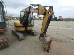 Used CAT EXCAVATOR