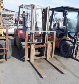 Used Nissan Forklift