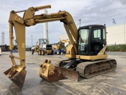 Used CAT EXCAVATOR